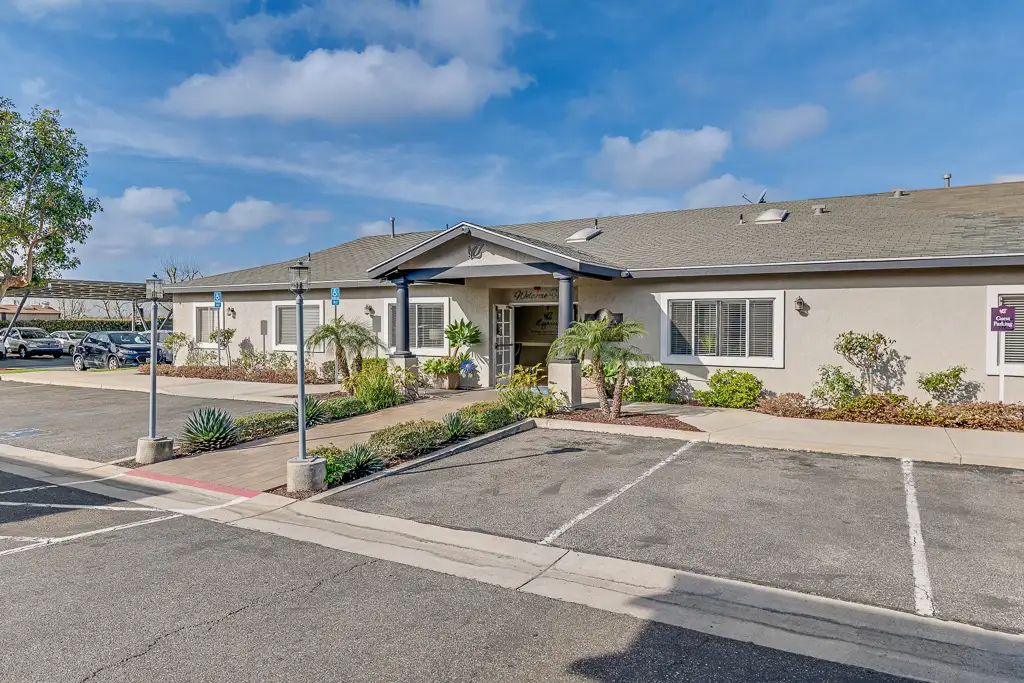 Front Entrance Front Entrance